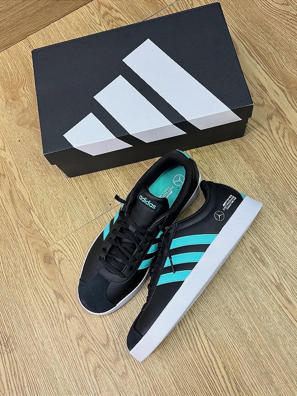 Tênis Adidas Mercedes AMG – Preto com Detalhes Turquesa