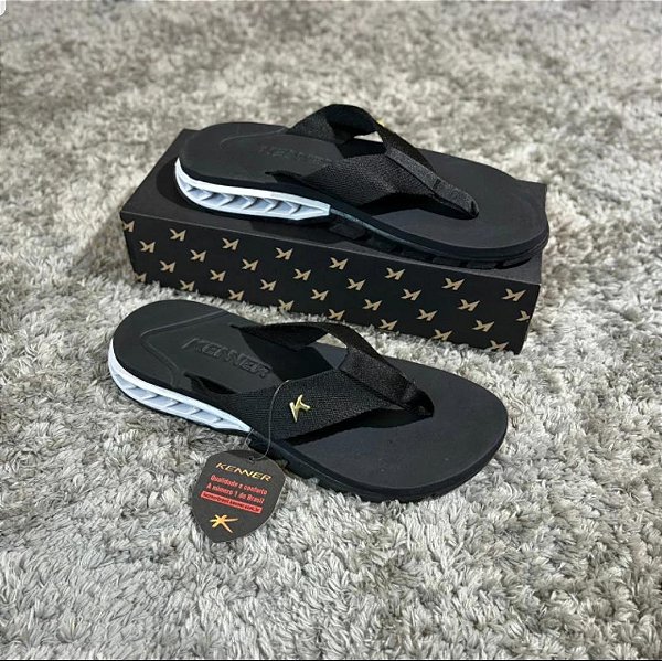 Chinelo Kenner Rakka