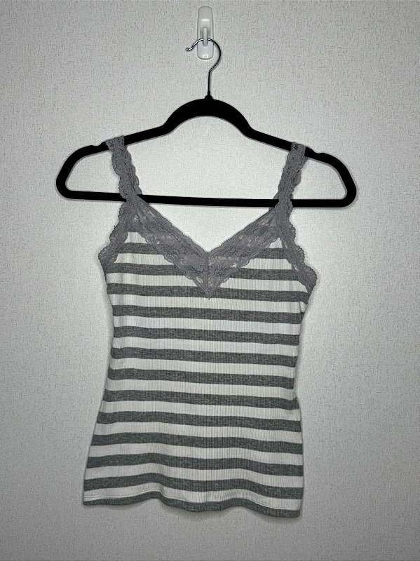 Blusa Cinza Listrada Com Renda P
