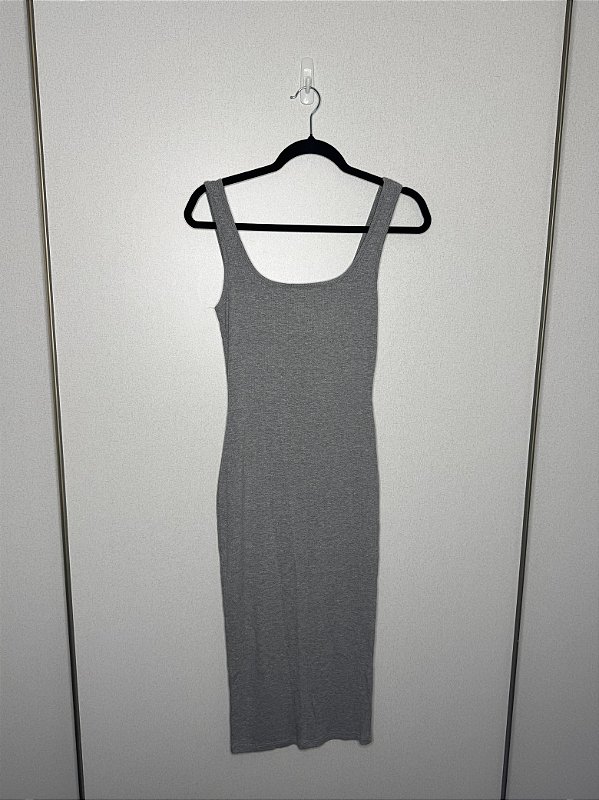 Vestido Básico Cinza PP Justo e Confortável