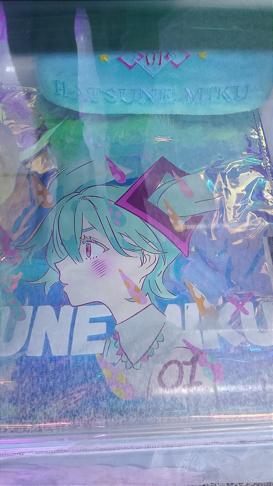 MOEYU - BOLSA TIRACOLO MOEYU HATSUNE MIKU — SÉRIE “INVASÃO DE ONDAS”, EFEITO HOLOGRÁFICO E GRANDE CAPACIDADE