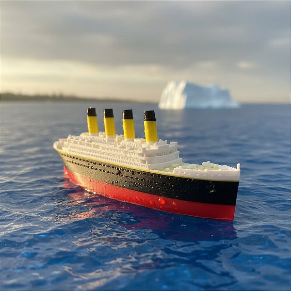 Miniatura Navio Filme Titanic 1:1000 - Barco Branco