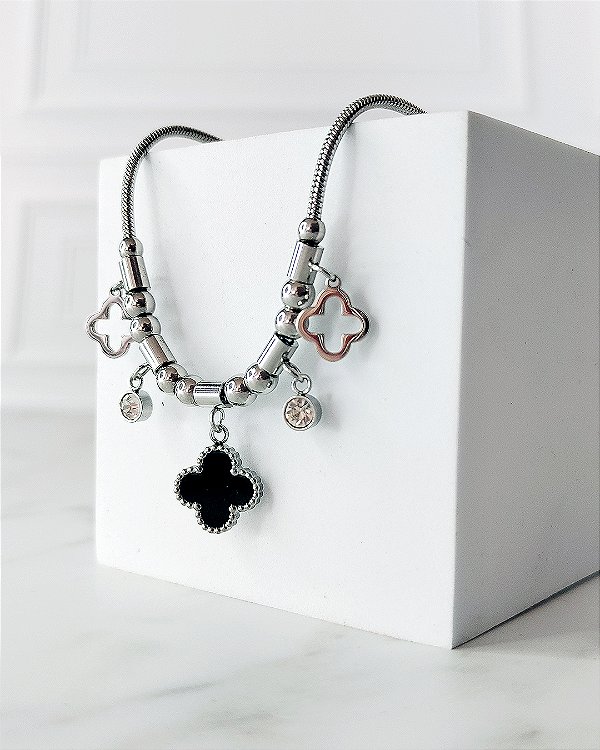 Colar Aine em Aço Inox