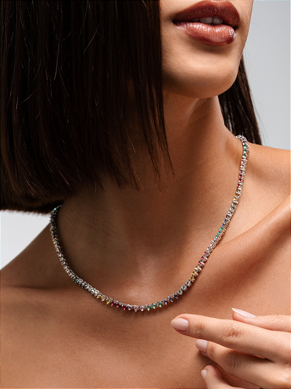 Colar Riviera com Zircônia Colorida Redonda Pequena com Três Pontas folheado em ródio branco