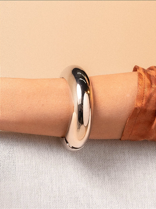 Maxi Bracelete Liso folheado em Ródio Branco