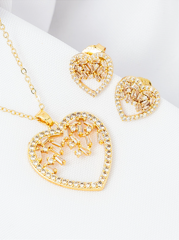 Conjunto de Colar e Brincos Maxi com Coração Vazado com Ramos de Zircônias folheado em ouro 18k