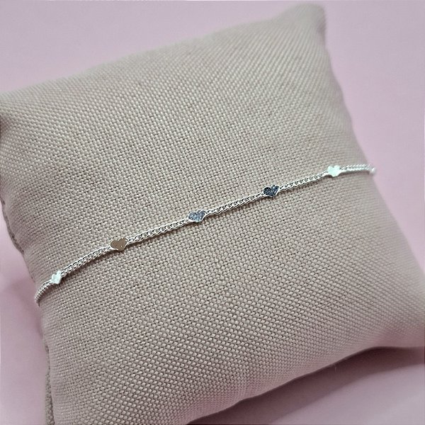 19- Pulseira Mini Corações - Banhada a Prata