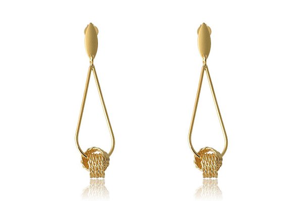 Brinco Médio Gota Vazada Com Bola Trabalhada Enlaçada Folheado [F027]