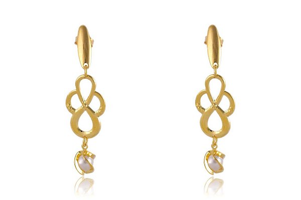 Brinco Médio Trabalhado Com Pérola Trabalhada Folheado [F027]