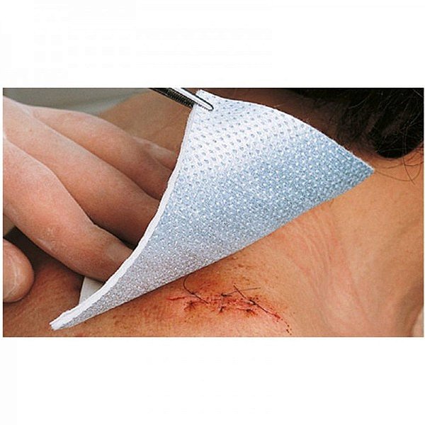 Curativo Aluminizado Para Traqueostomia Lohmann & Rauscher Metalline 8 X 9 Cm 1un [F083]