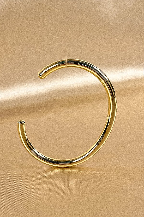 Bracelete Liso Redondo Banhado Em Ouro 18k [F027]