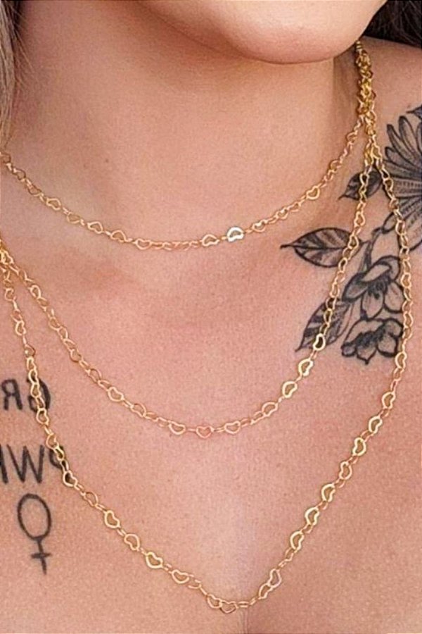 Colar Triplo De Coração Banhado Em Ouro 18k [F027]