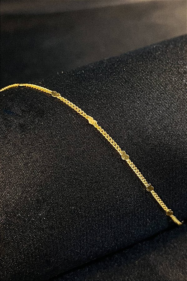 Tornozeleira Com Micro Corações Na Corrente Banhado Em Ouro 18k [F027]