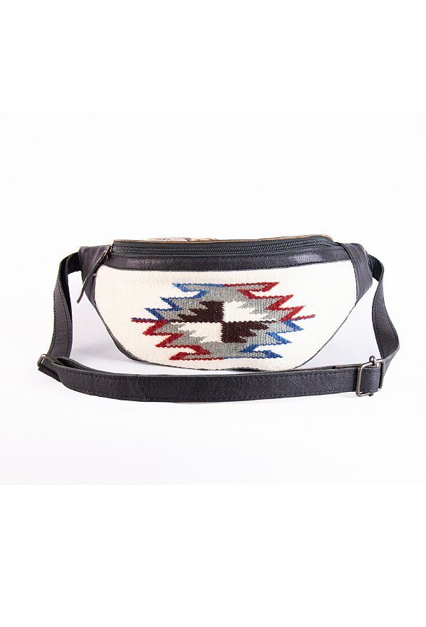 Pochete etnica talhada