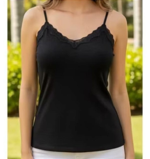 Camiseta Básica Feminina com Bojo e Renda