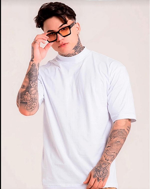 Pacote com 50 camisas cores sortidas