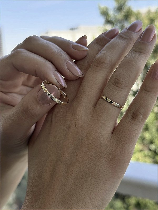 Alianças em Ouro 18k Nápoles 2 mm
