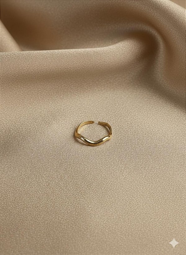 Anel Ondulado Moderno