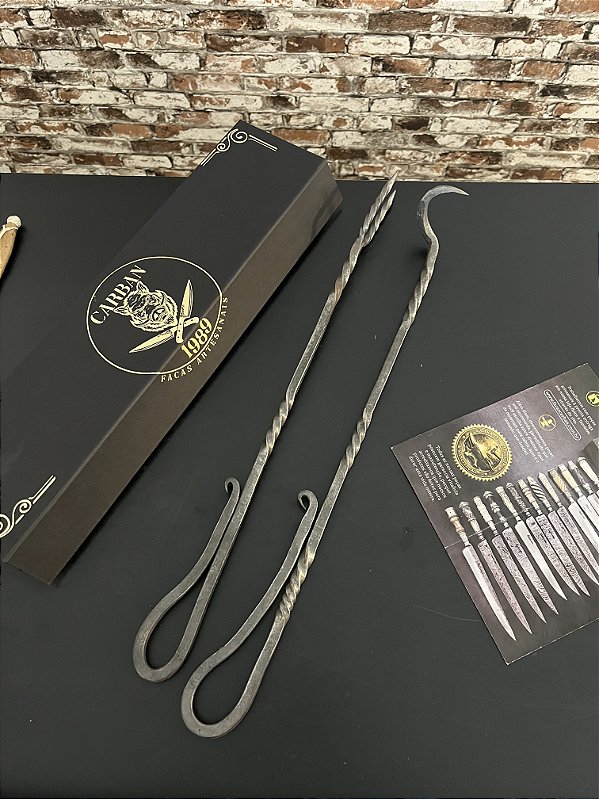 Conjunto Garfo e Virador Artesanal 50 cm em Aço Carbono