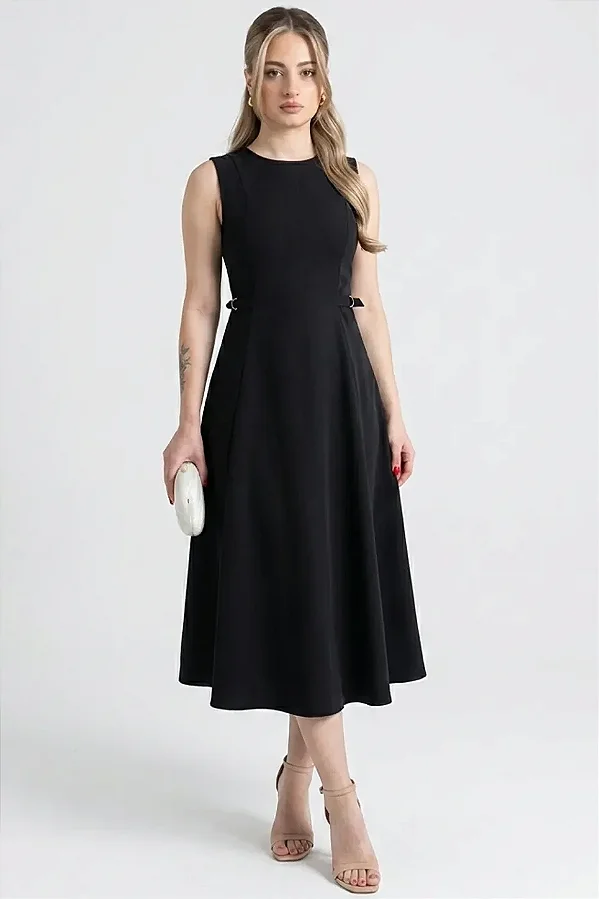 Vestido Midi Evasê sem Mangas com Cinto