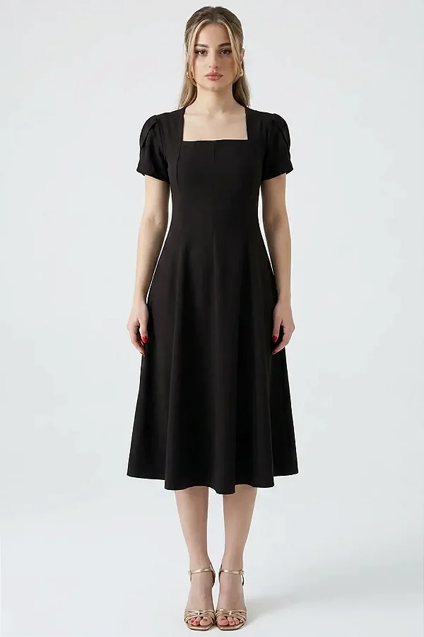 Vestido Midi Alfaiataria com Decote Quadrado