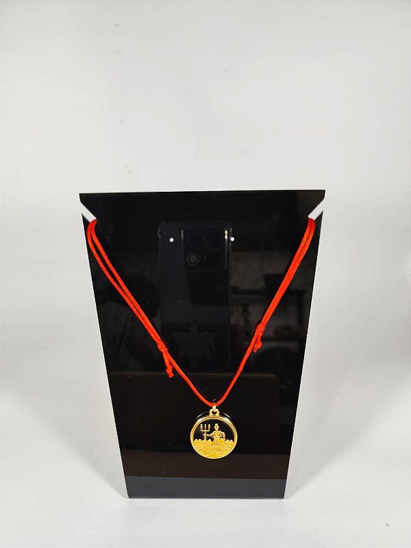 Fio de Exu Vermelho com Medalhão Resinado - Guardião