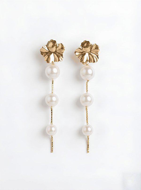 Brinco Flor Dourado com Pérolas Shell