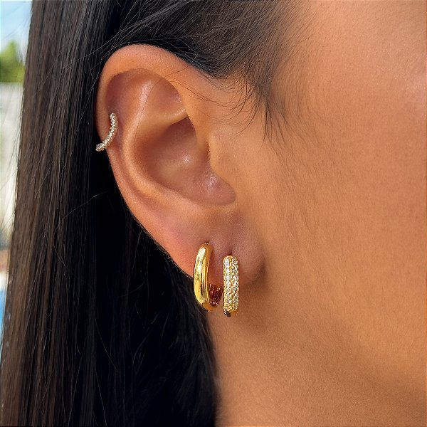 Brinco Dupla de Argola Cravejado Tamanho Único Banhado a Ouro 18K