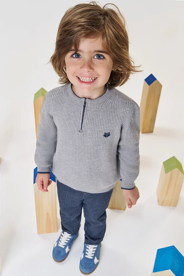 CALCA SKINNY EM MALHA DENIM COM ELASTANO