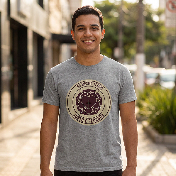 Justo e Pecador Camiseta Vida & Caminho Classic
