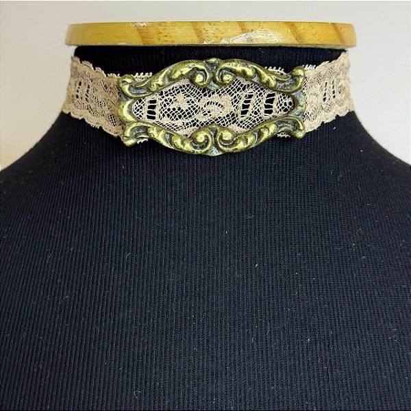 Gargantilha vintage ornamento dourado