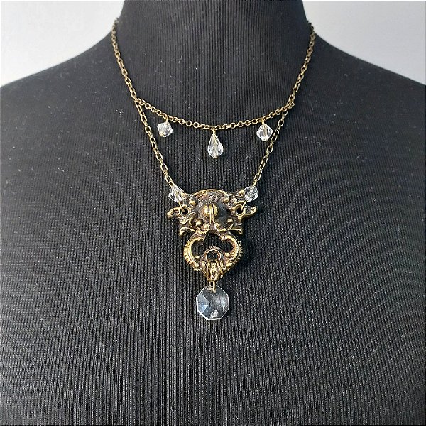 Colar vintage puxador de gaveta e gotas de lustre