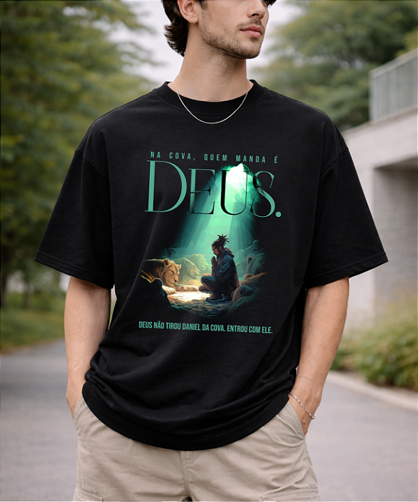 Camiseta Oversized Estampa "Variadas Evagelicas"