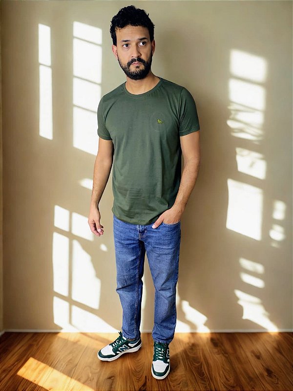 Camiseta Básica Minimalista Verde