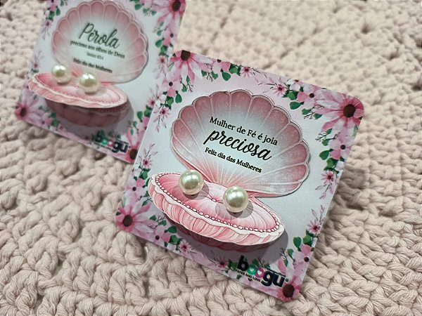 Brinco Pérola com card 3D formato Concha