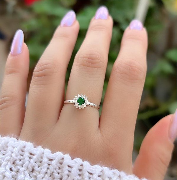 Anel formatura prata pedra verde esmeralda moderno
