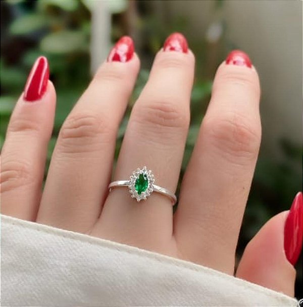 Anel formatura prata pedra verde navete