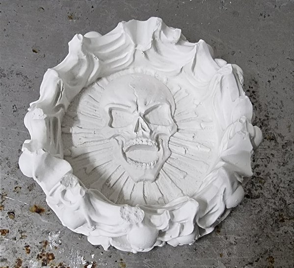 Cinzeiro Caveira Gesso Cru