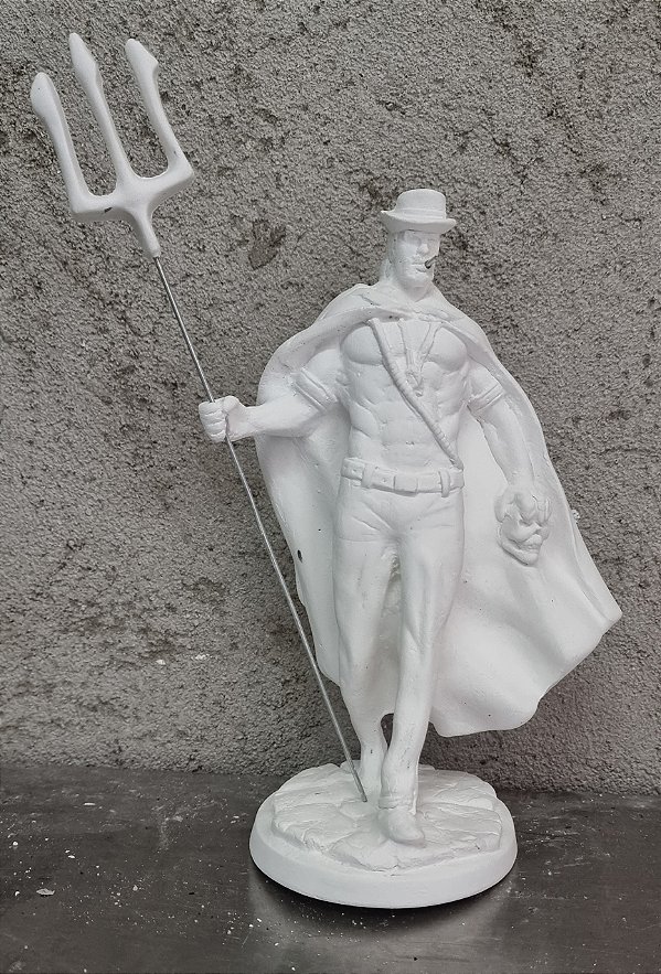 Exu Tranca Rua com Tridente 23cm Gesso Cru