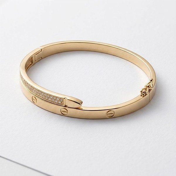 Bracelete Love banhado a ouro 18k cravejada