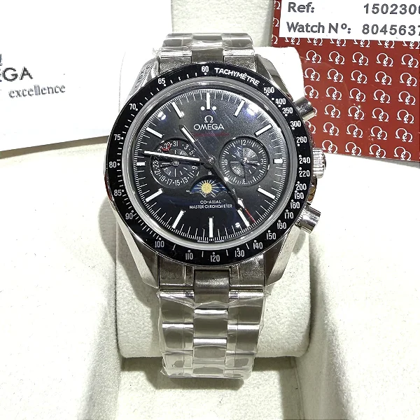 Relógio Omega Speedmaster Moonphase Co-Axial Master Chronometer