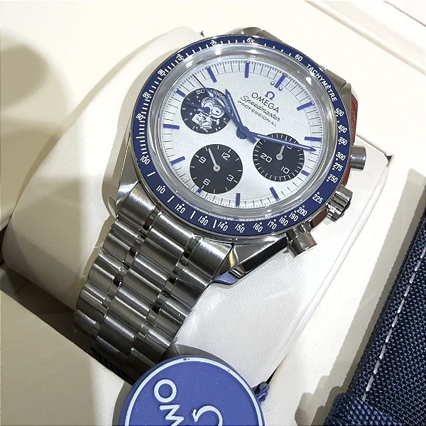 Relógio Omega Speedmaster Silver Snoopy Award Collector Edition