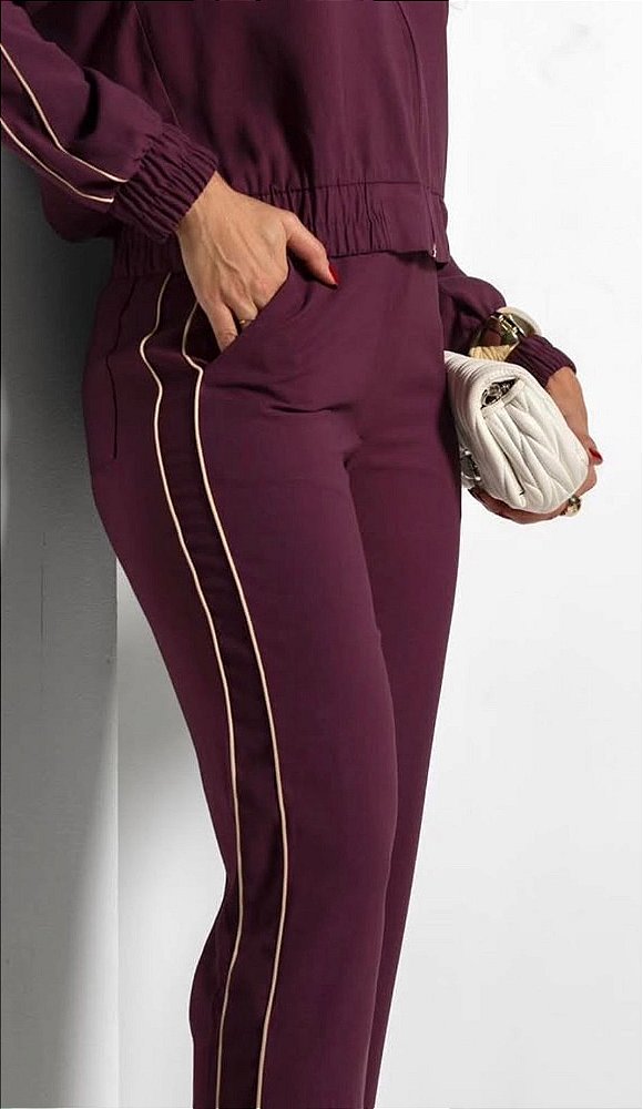 Calça Esporte Fino Feminina com Detalhe Lateral