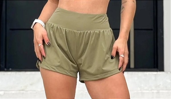 Shorts Fitness Duplo com Bolso e Zíper