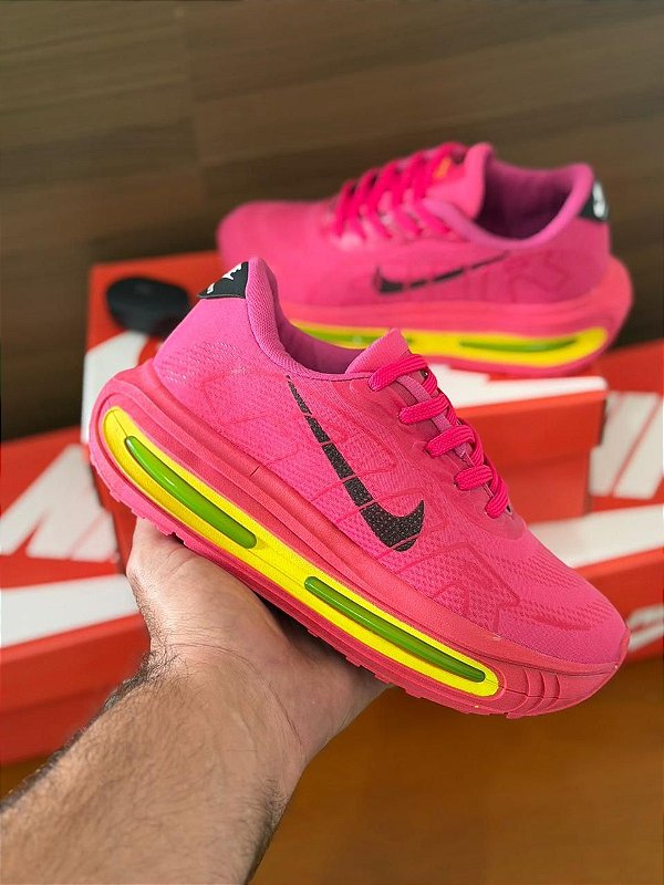 Tênis Nike Vomero Conforto e Estilo