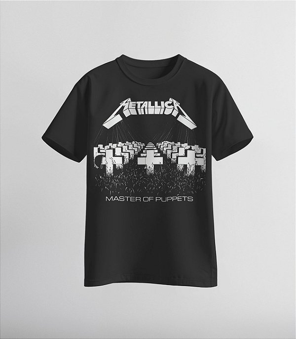 Camiseta da banda Metallica com arte inspirada no álbum Master of Puppets