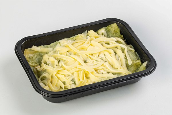 Lasanha de Frango com Espinafre - cx c/ 8uni