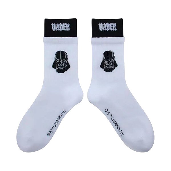 MEIA CANO ALTO DARTH VADER MINISO