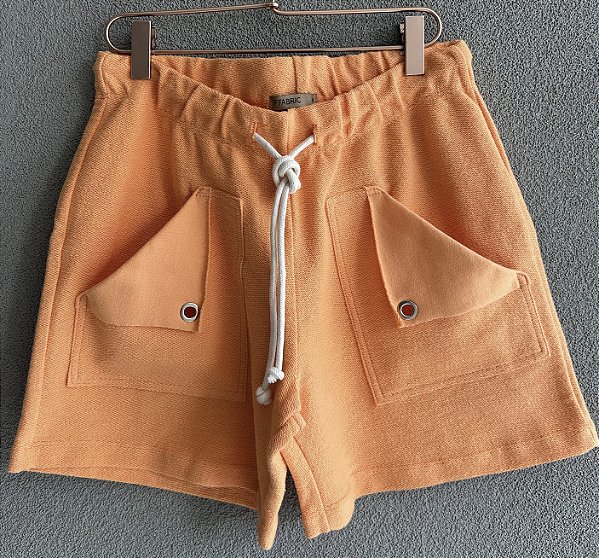 Short Moletom bolso envelope