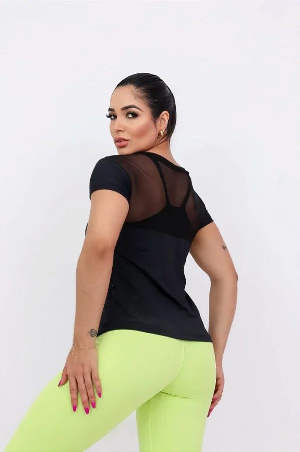 Blusa Fitness Feminina Dry Fit Preta com Recorte em Tule